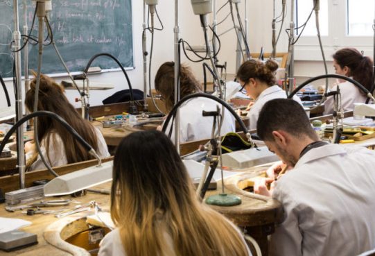 HEJ-2019-Joaillerie-CAP2-902-1160x465